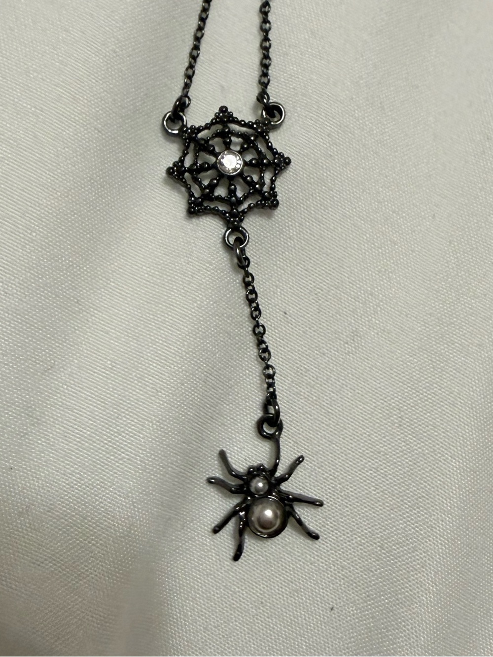 Spiderweb & Spider Necklace and Earring Set - Black